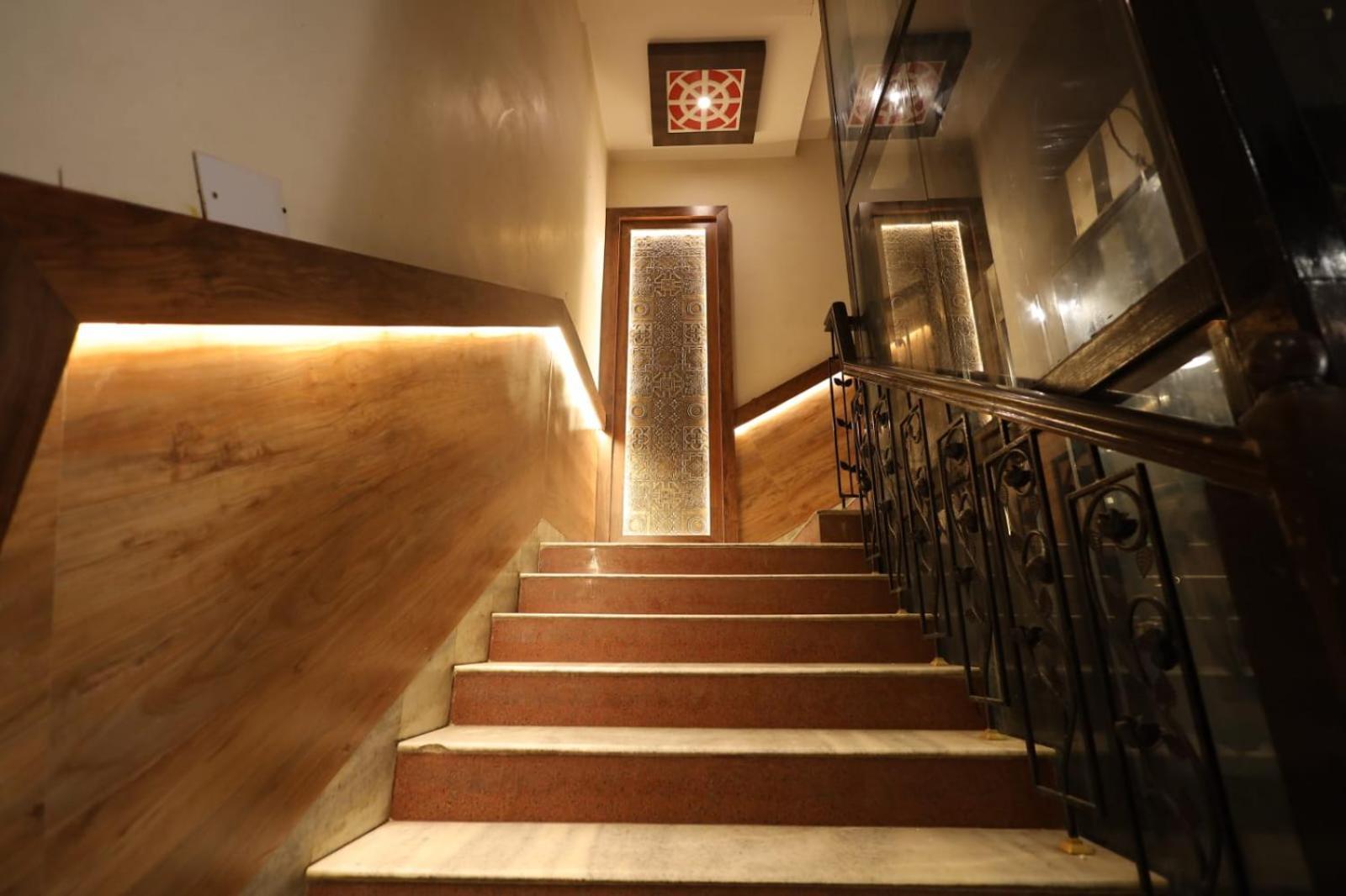 Hotel Sheetal Regency,Near Janambhumi Mathura Extérieur photo