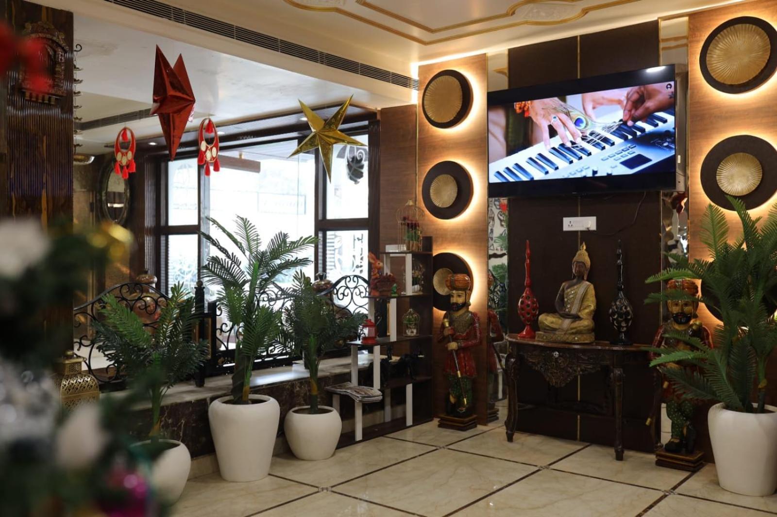 Hotel Sheetal Regency,Near Janambhumi Mathura Extérieur photo