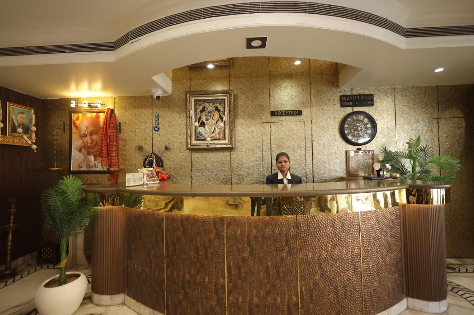 Hotel Sheetal Regency,Near Janambhumi Mathura Extérieur photo