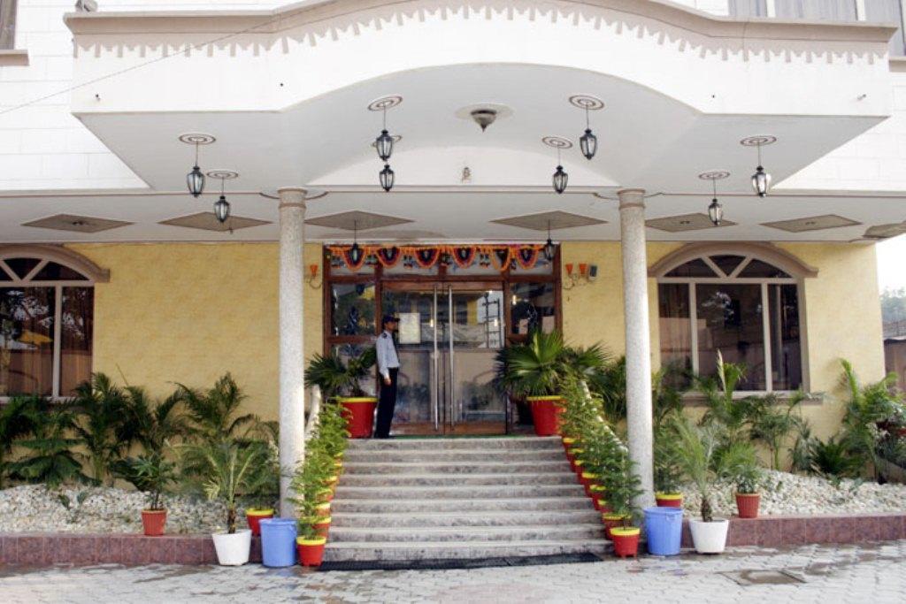 Hotel Sheetal Regency,Near Janambhumi Mathura Extérieur photo