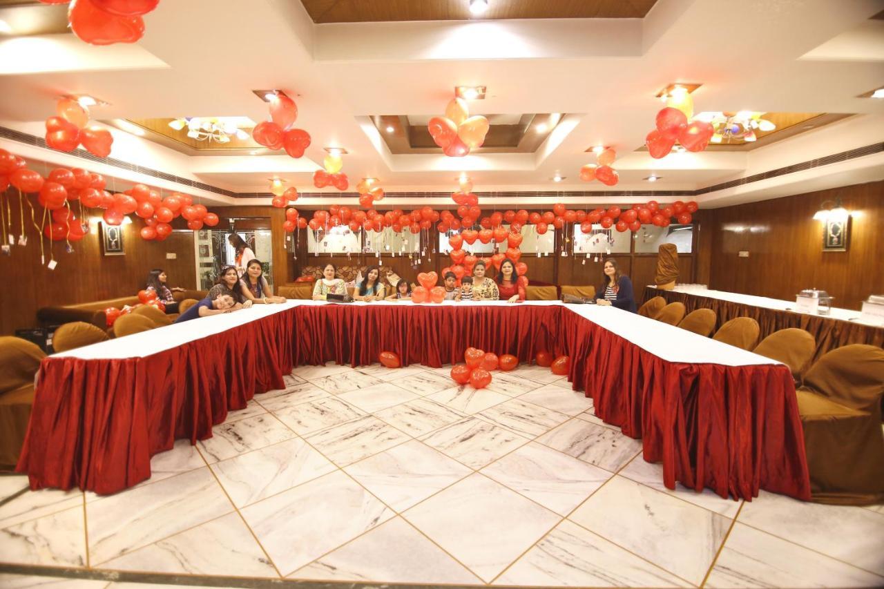 Hotel Sheetal Regency,Near Janambhumi Mathura Extérieur photo
